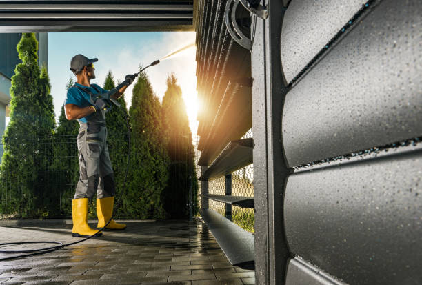 Best Animal Enclosure Cleaning  in Long Branch, NJ